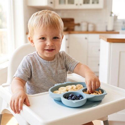 Assiette bebe ventouse bebe mange tout seul