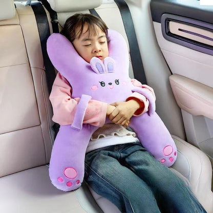 Cale tete bebe fille dort en voiture