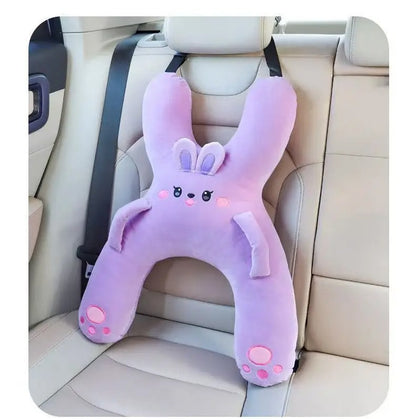 Cale tete bebe rose dans la voiture