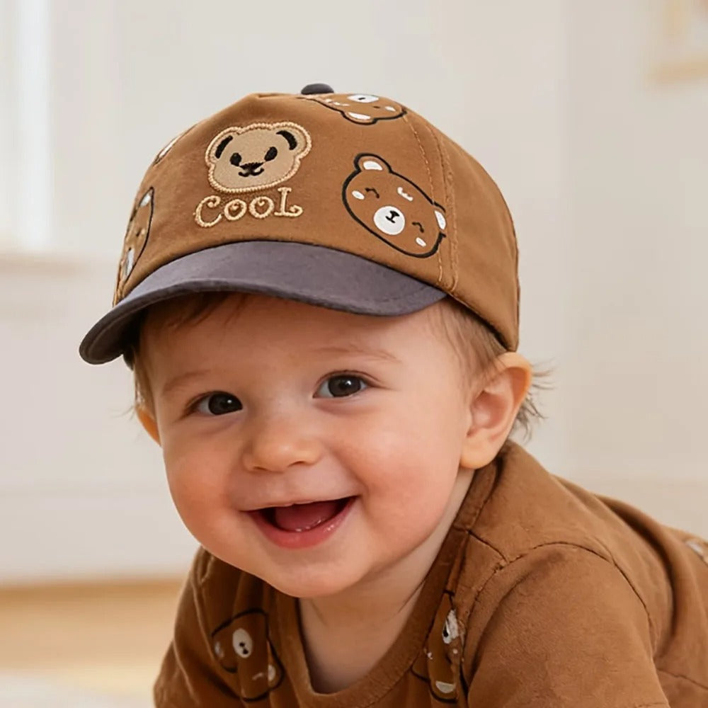 Casquette bebe motif ours respirante bebe sourit