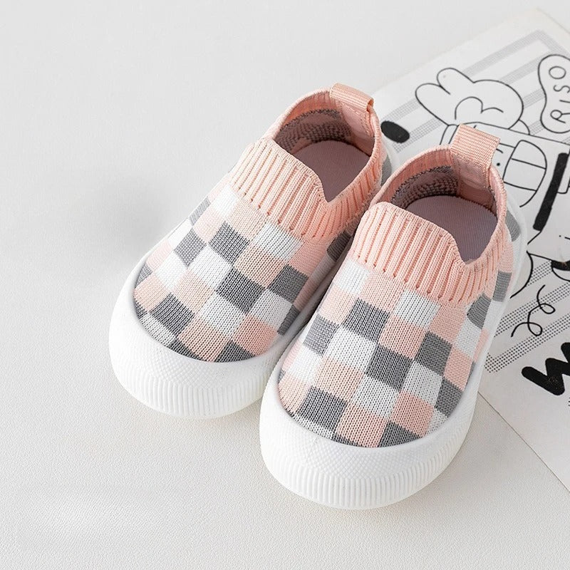Chaussure bebe premiers pas antiderapant rose