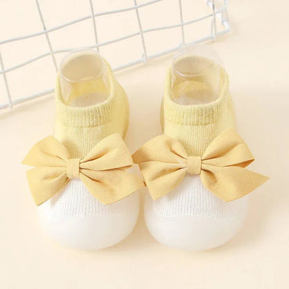Chaussures bebe fille Tendresse Confort jaunes