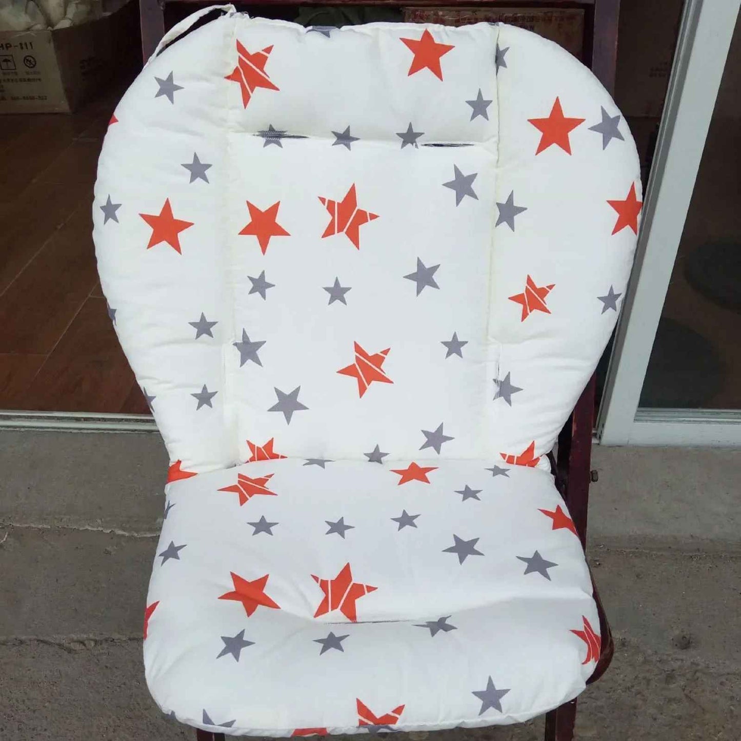 Coussin pour chaise haute | DouceBambino - Mon P'tit Nid Bébé