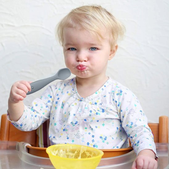 Cuillère bébé | Ergonomique et Sécurisée - Mon P'tit Nid Bébé