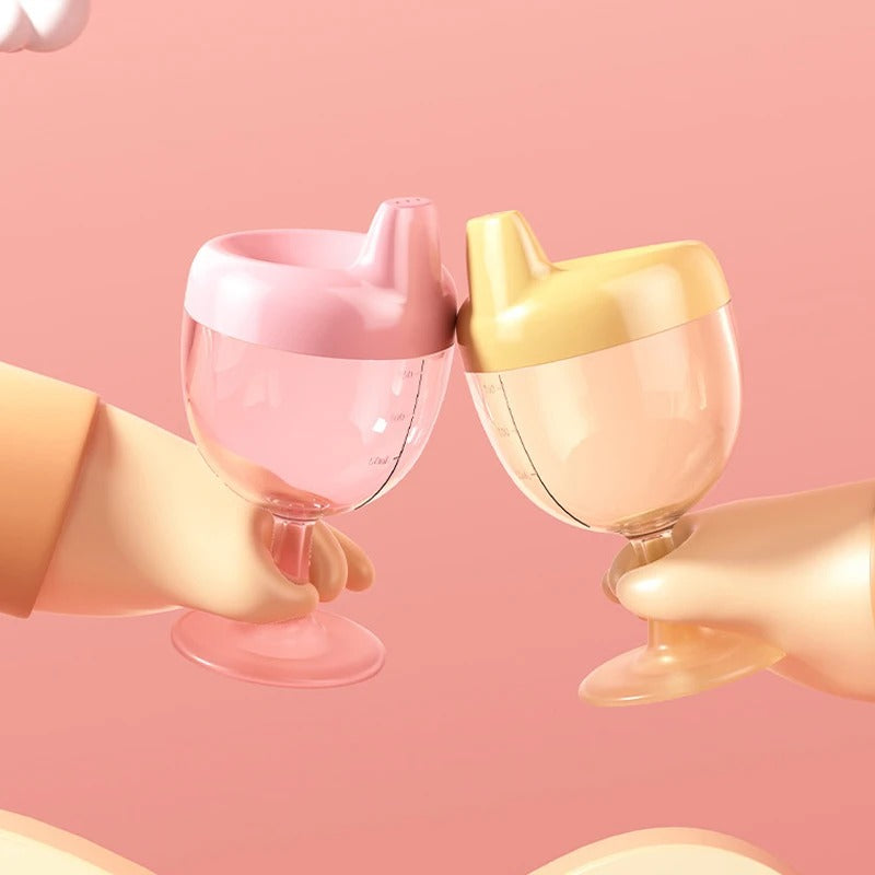 Gobelet bebe design verre a vin rose et or