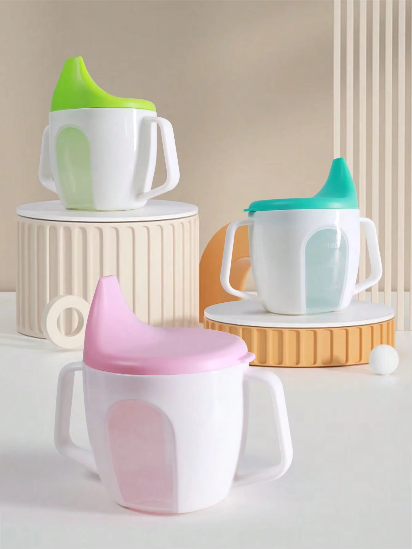 Gobelet bebe ergonomique antiderapant et pratique