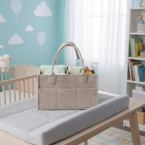 Panier rangement bebe pratique et design sur la table