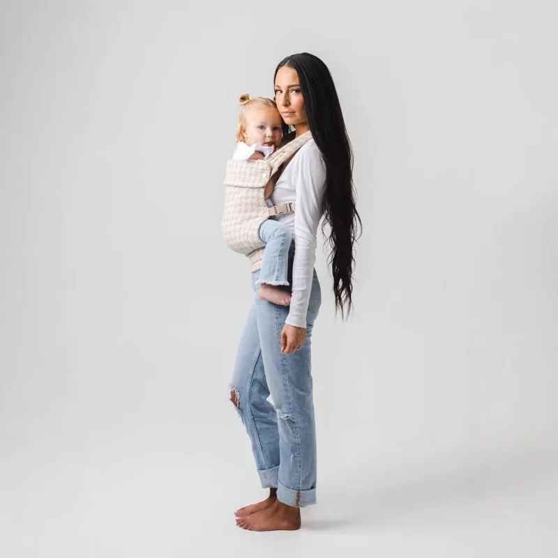 Porte bébé enveloppe | Ergonomique - Mon P'tit Nid Bébé
