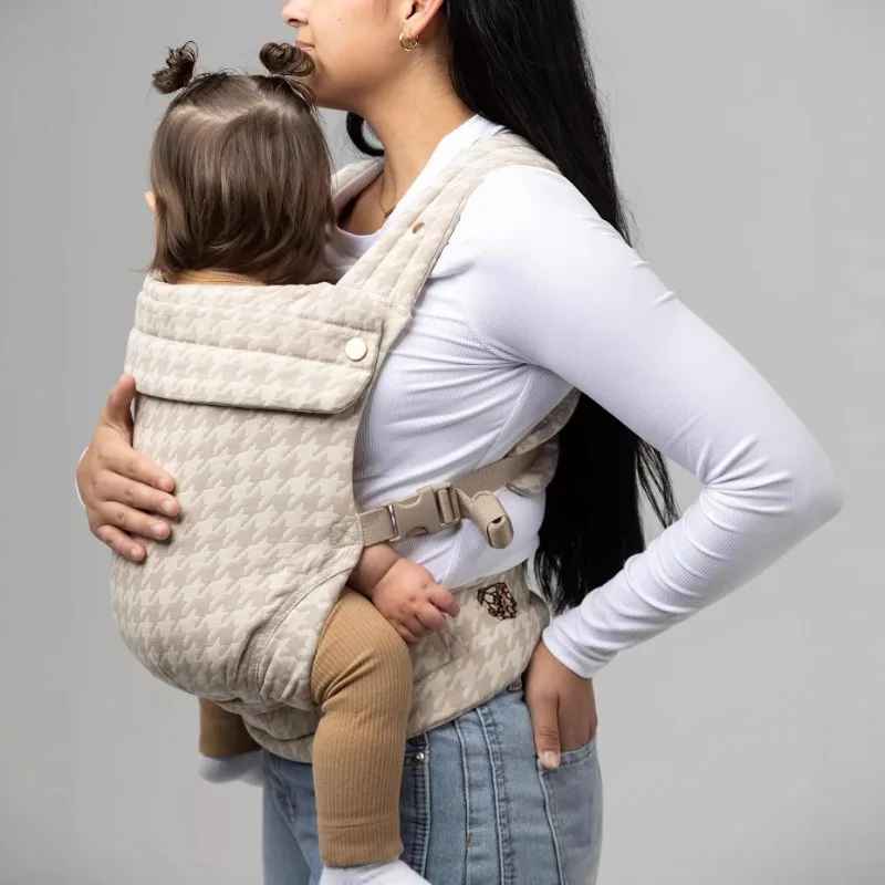Porte bébé enveloppe | Ergonomique - Mon P'tit Nid Bébé